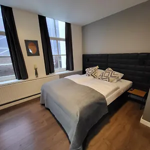 Hotel Broer & Zus, La Haye